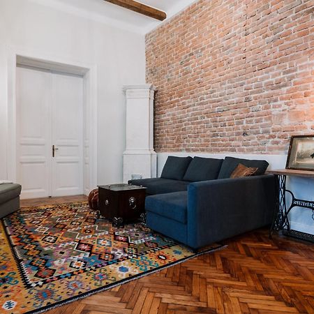Old Town Central Apartment คลูจ-นาโปกา ภายนอก รูปภาพ