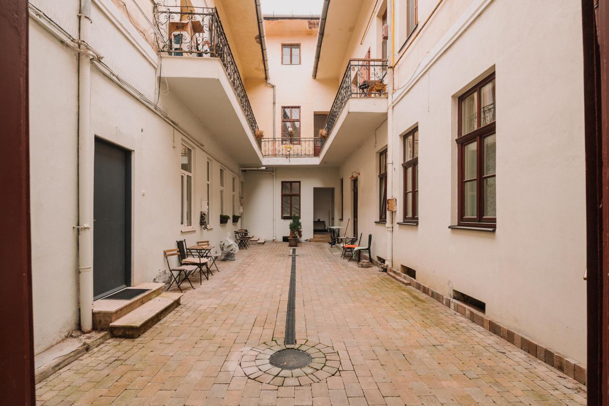 Old Town Central Apartment คลูจ-นาโปกา ภายนอก รูปภาพ