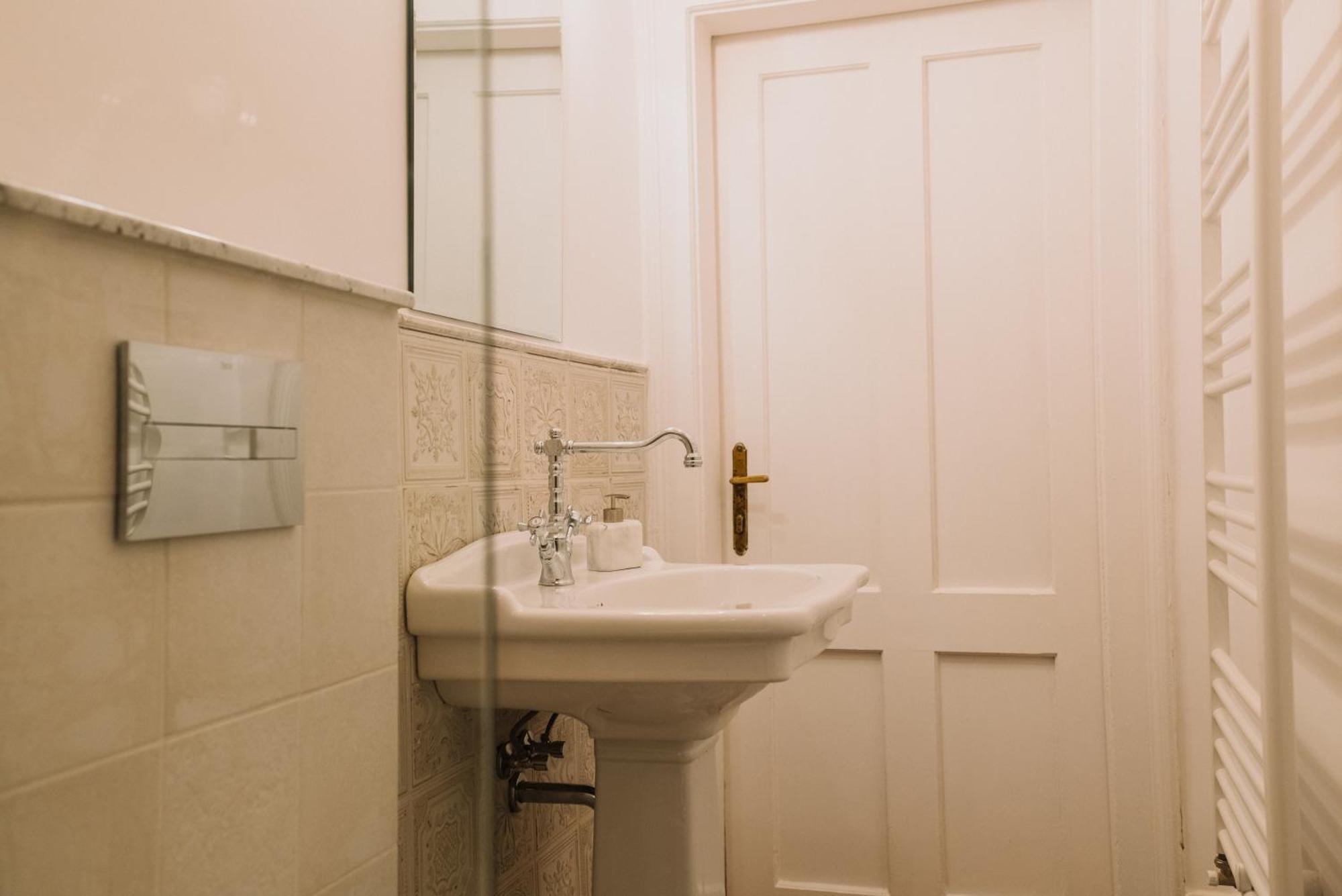 Old Town Central Apartment คลูจ-นาโปกา ภายนอก รูปภาพ